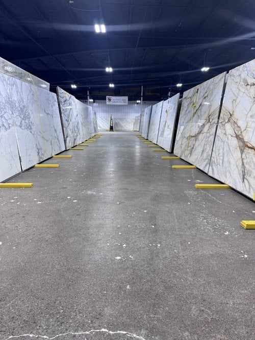 Georgetown, MA Showroom image